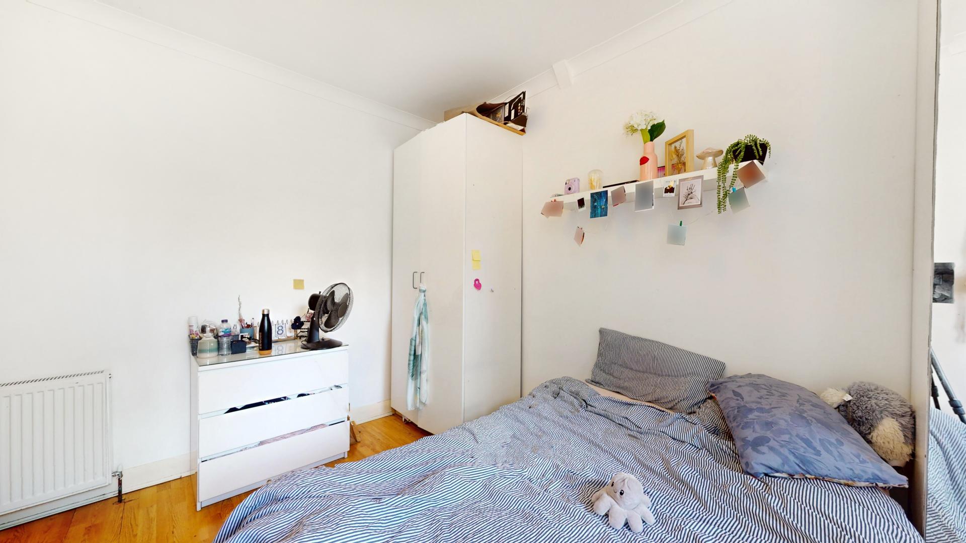 			3 Bedroom, 2 bath, 1 reception Flat			 Blenheim Gardens, Willesden Green